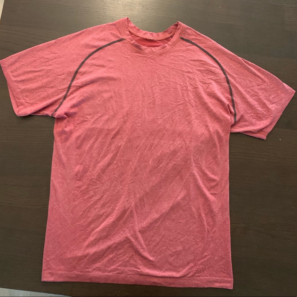 Lululemon Metal Tech T-Shirt size XL